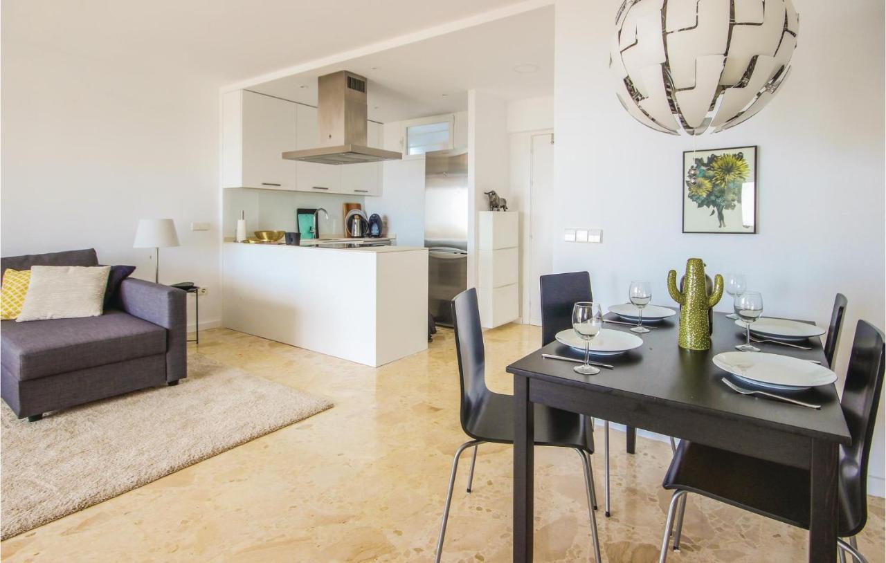 Sunny Apartment In Marbella Esterno foto