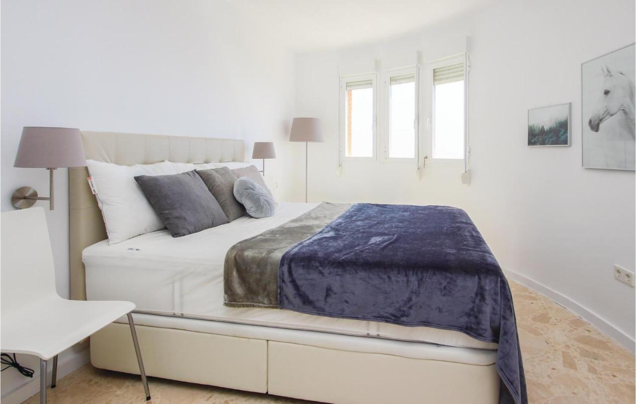 Sunny Apartment In Marbella Esterno foto