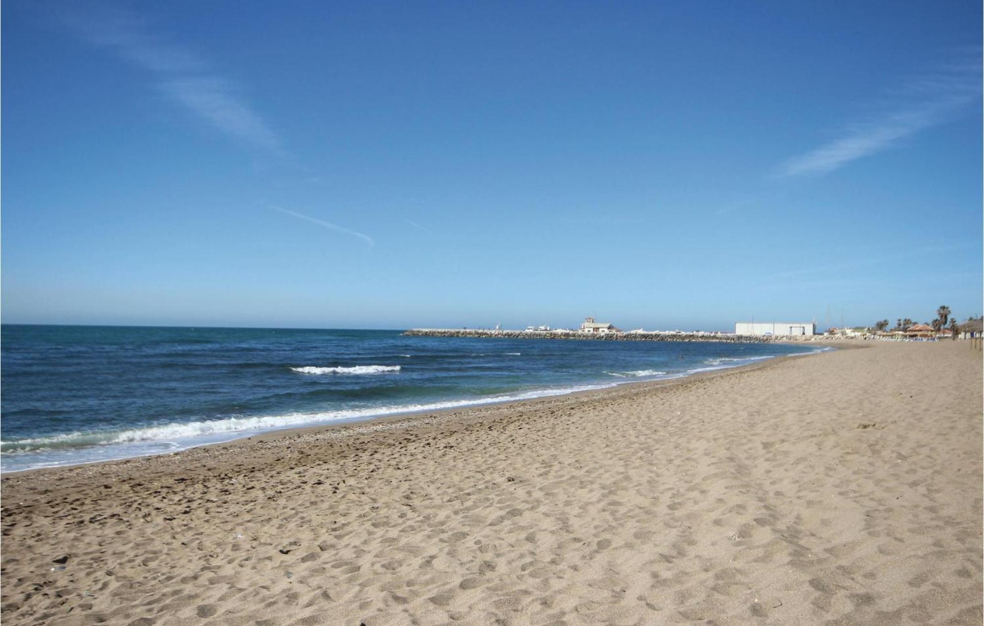 Sunny Apartment In Marbella Esterno foto